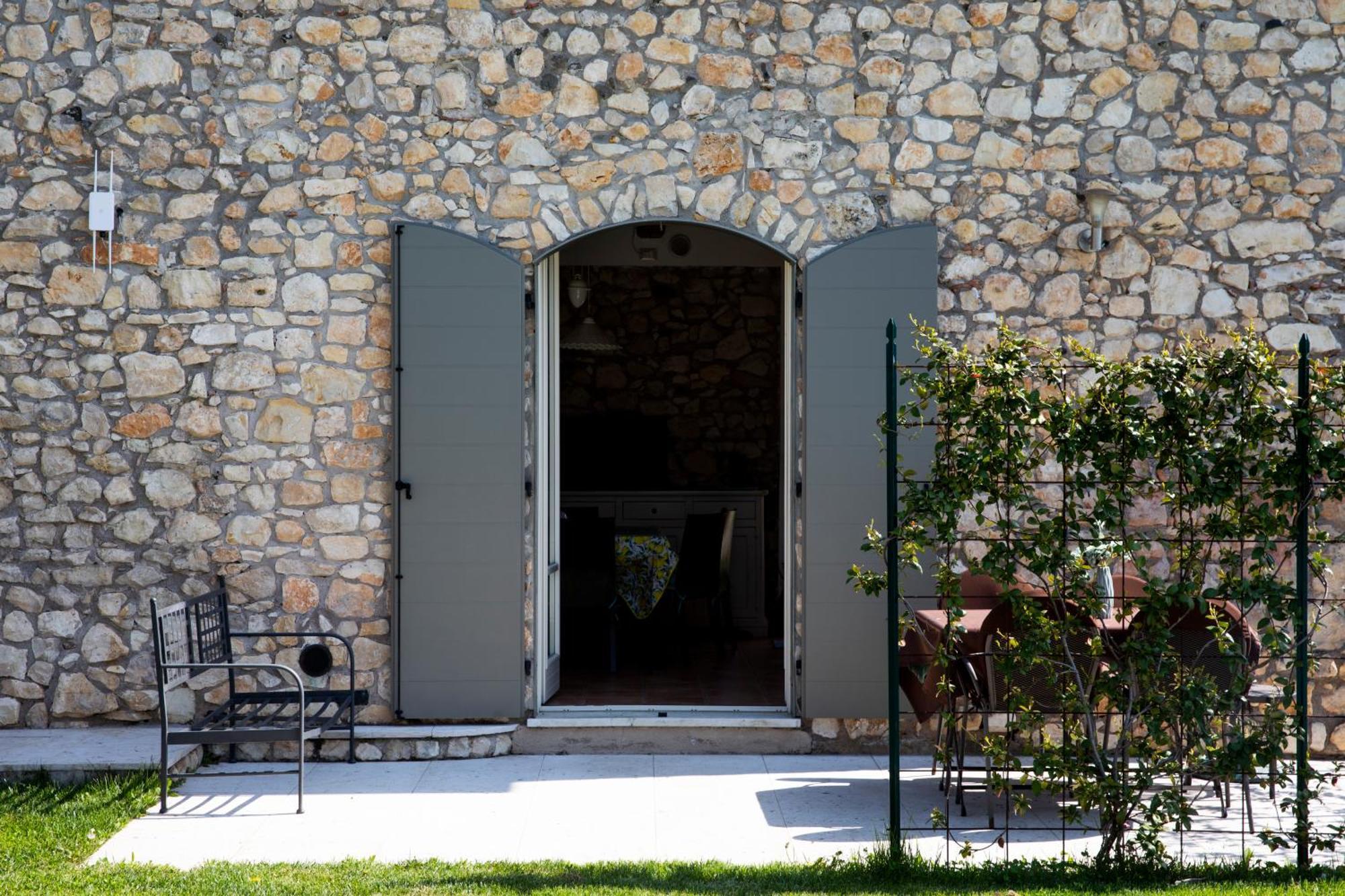 Corte Dei Soavi Suites - Apartments Soave  Exterior foto
